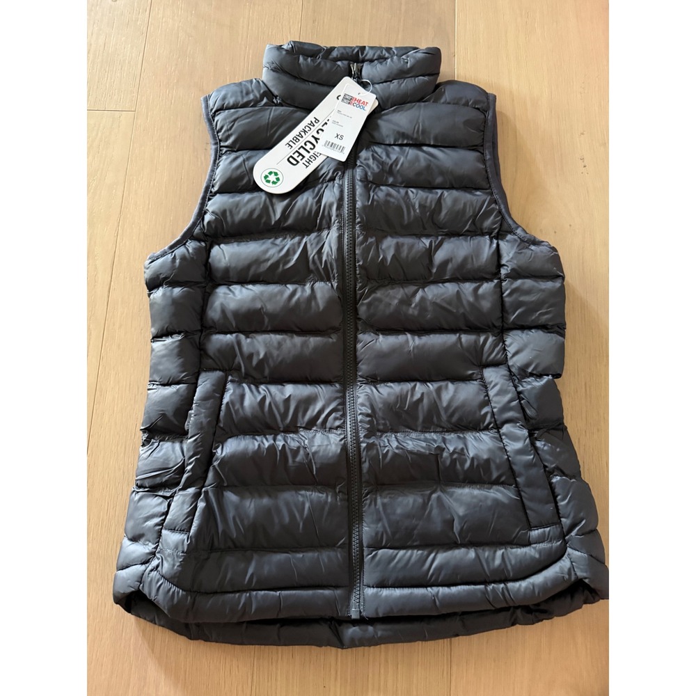 NWT 32 Degrees Heat Women Packable Puffer Vest Dark Gray Recycled XS